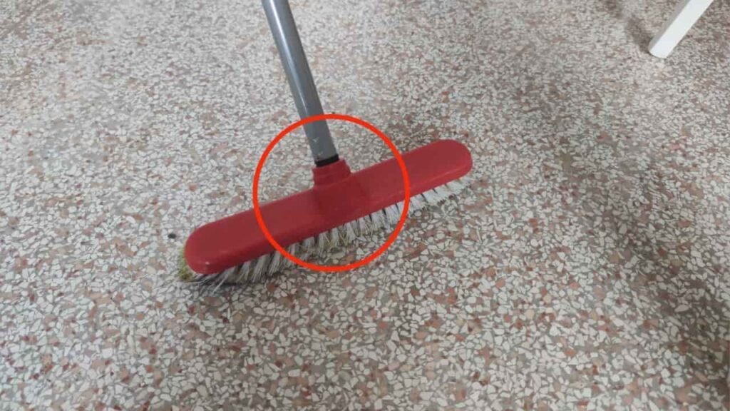 Metodo per asciugare il pavimento