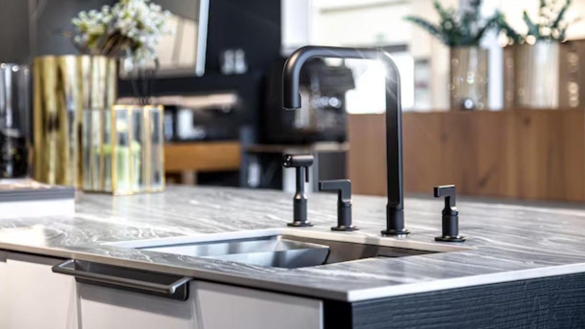 steps to clean kitchen sink