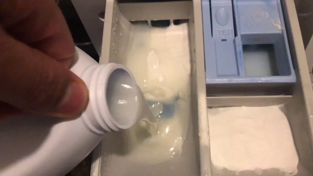 candeggina in lavatrice.jpg