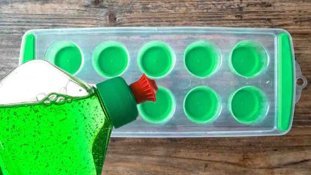 pourquoi mettre le liquide vaisselle dans le congelateur cette astuce merveilleuse va changer votre quotidien