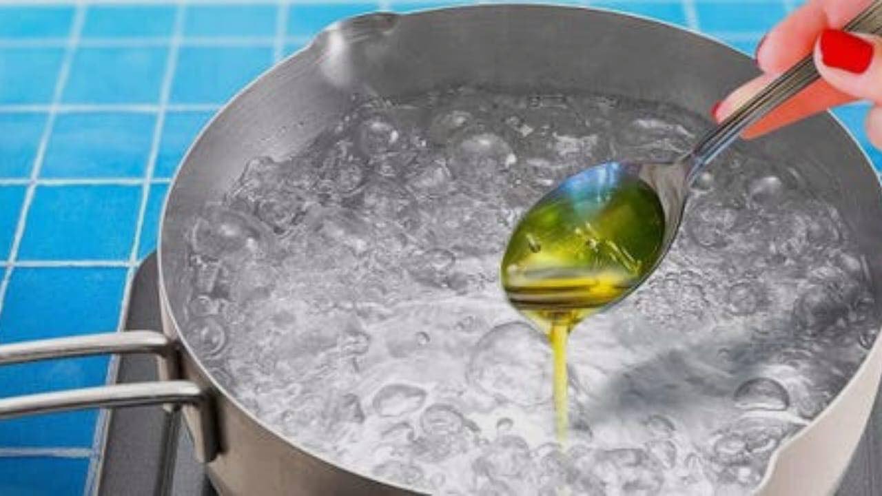 Aggiungine un cucchiaio in acqua bollente