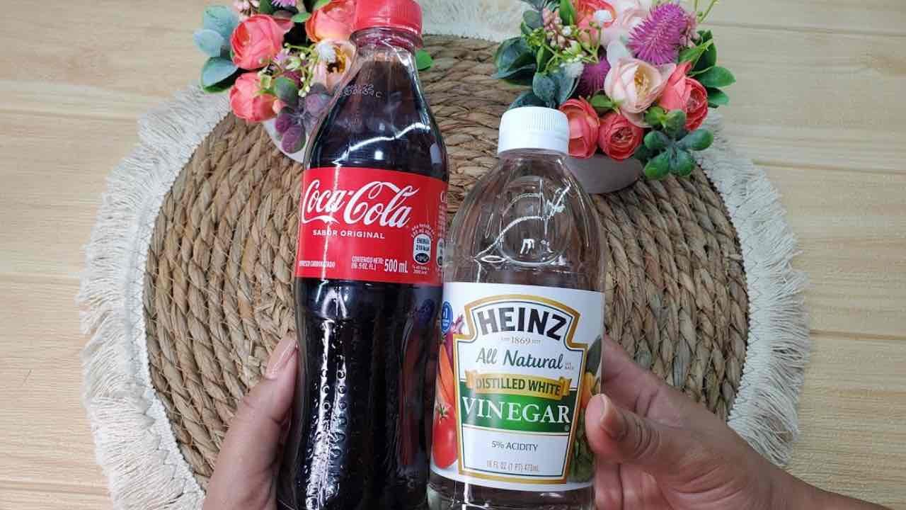 coca cola e aceto